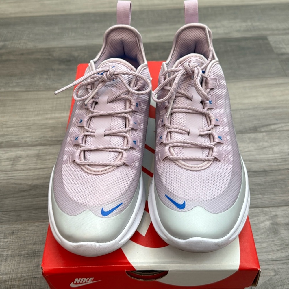 Nike air max axis